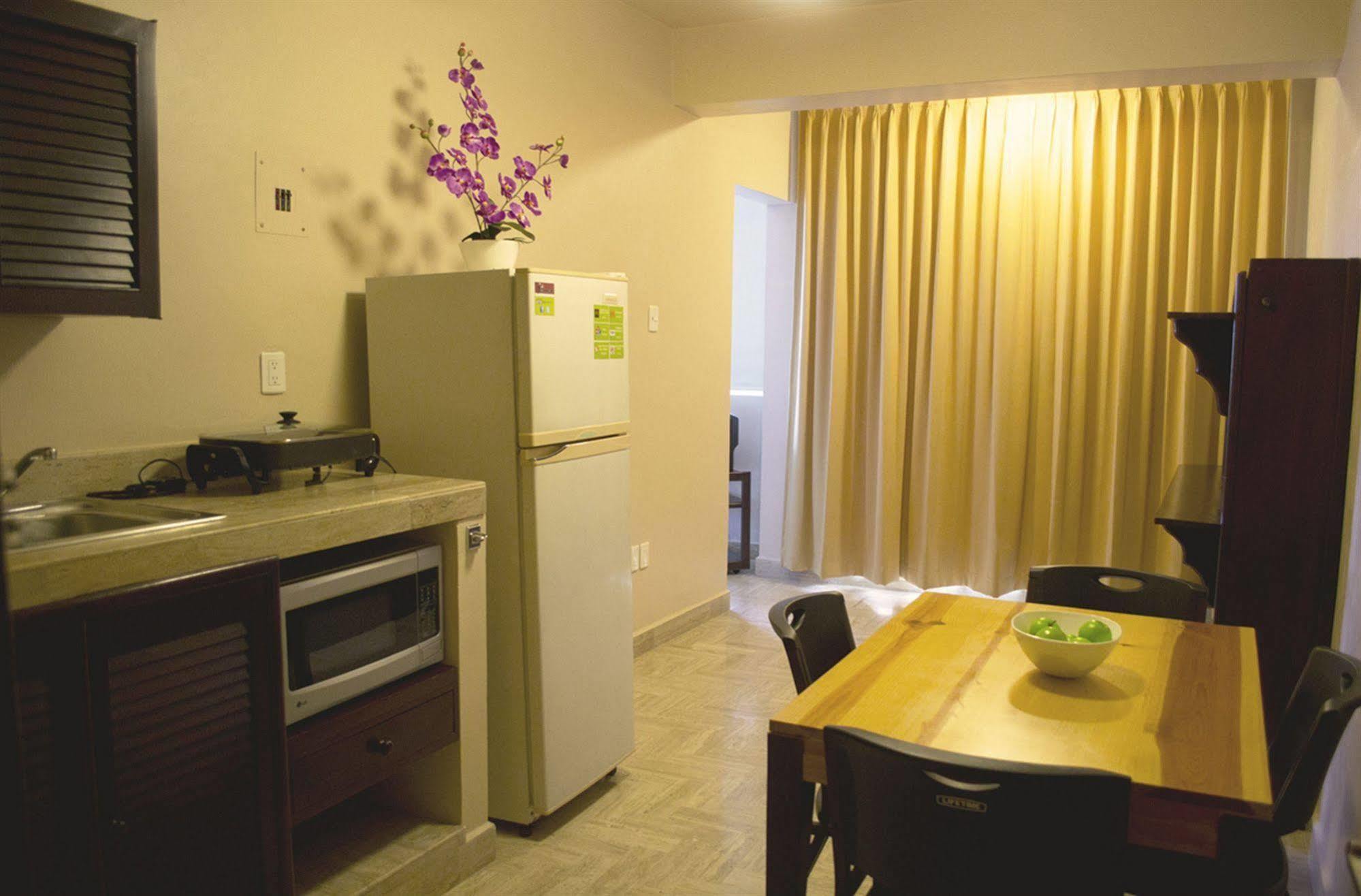 "5Th Av" Sol Del Caribe Apart Hotel (Adults Only) Playa del Carmen Exteriér fotografie